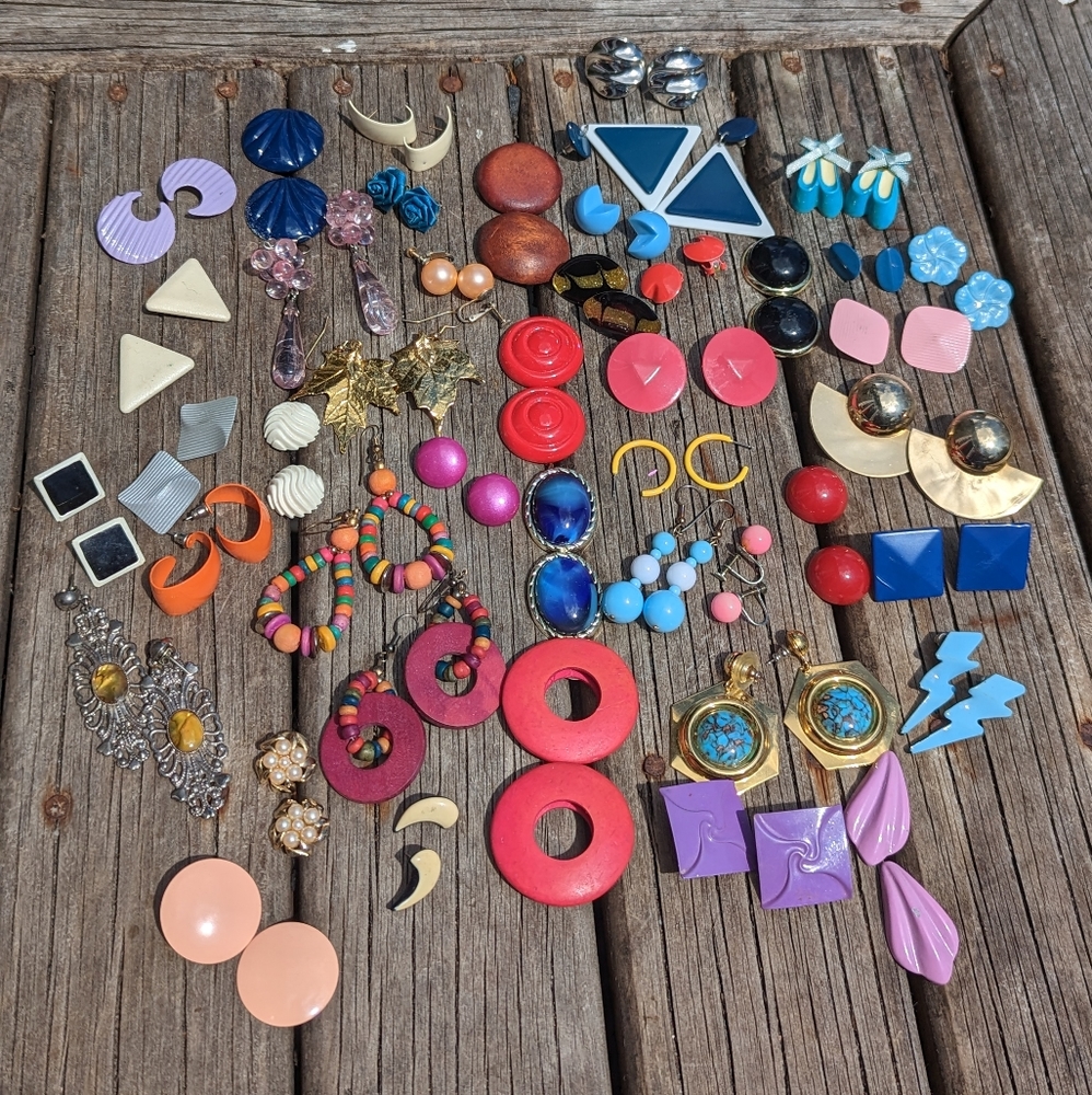1980s Earrings - Set of 44